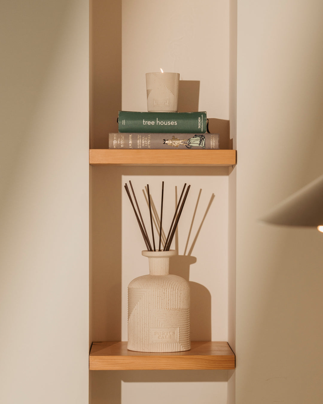 Hajjar Blanc Diffuser Bottle 2L